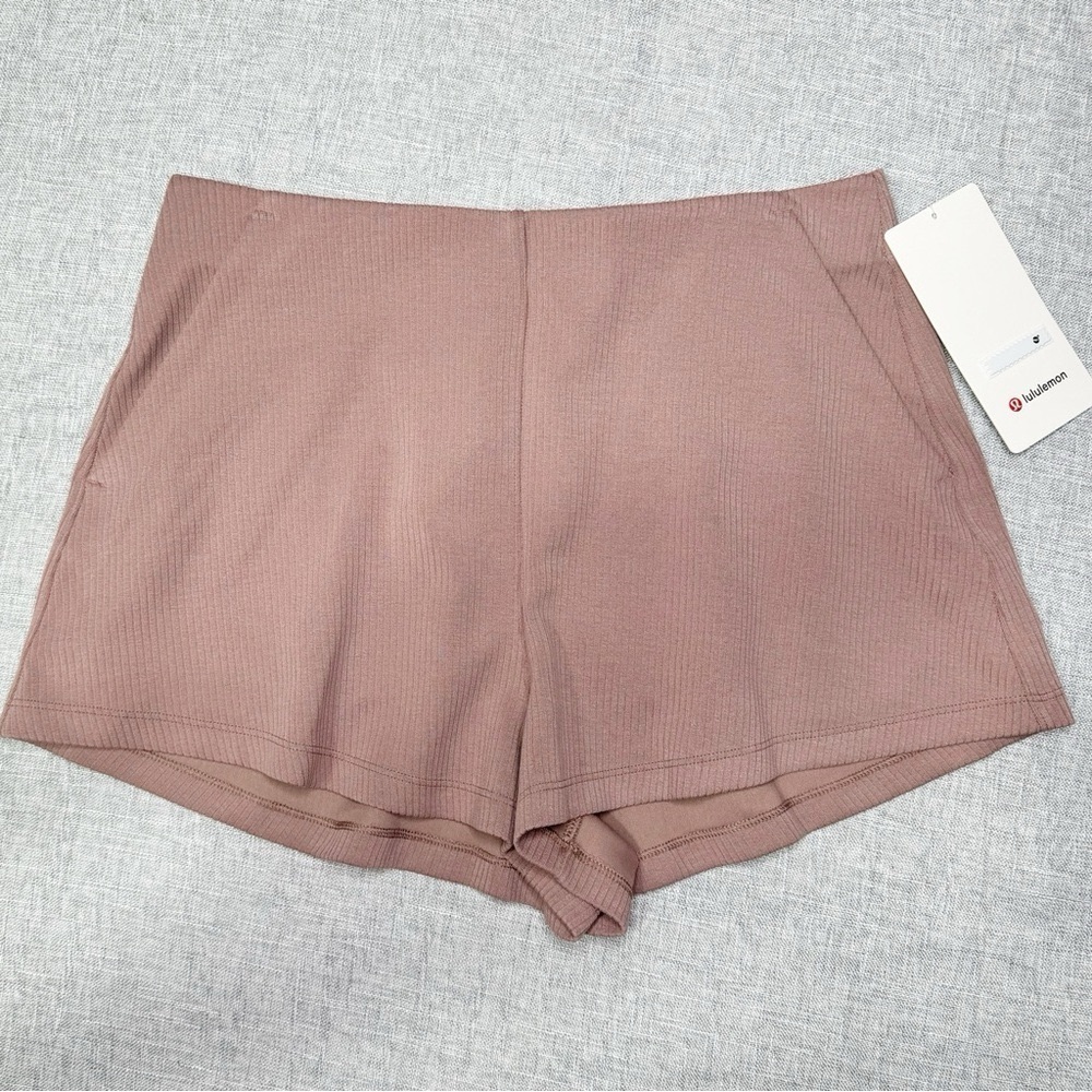 Lululemon Ribbed Softstreme High Rise Short Twilight Rose 8 NWT - Picture 5 of 10